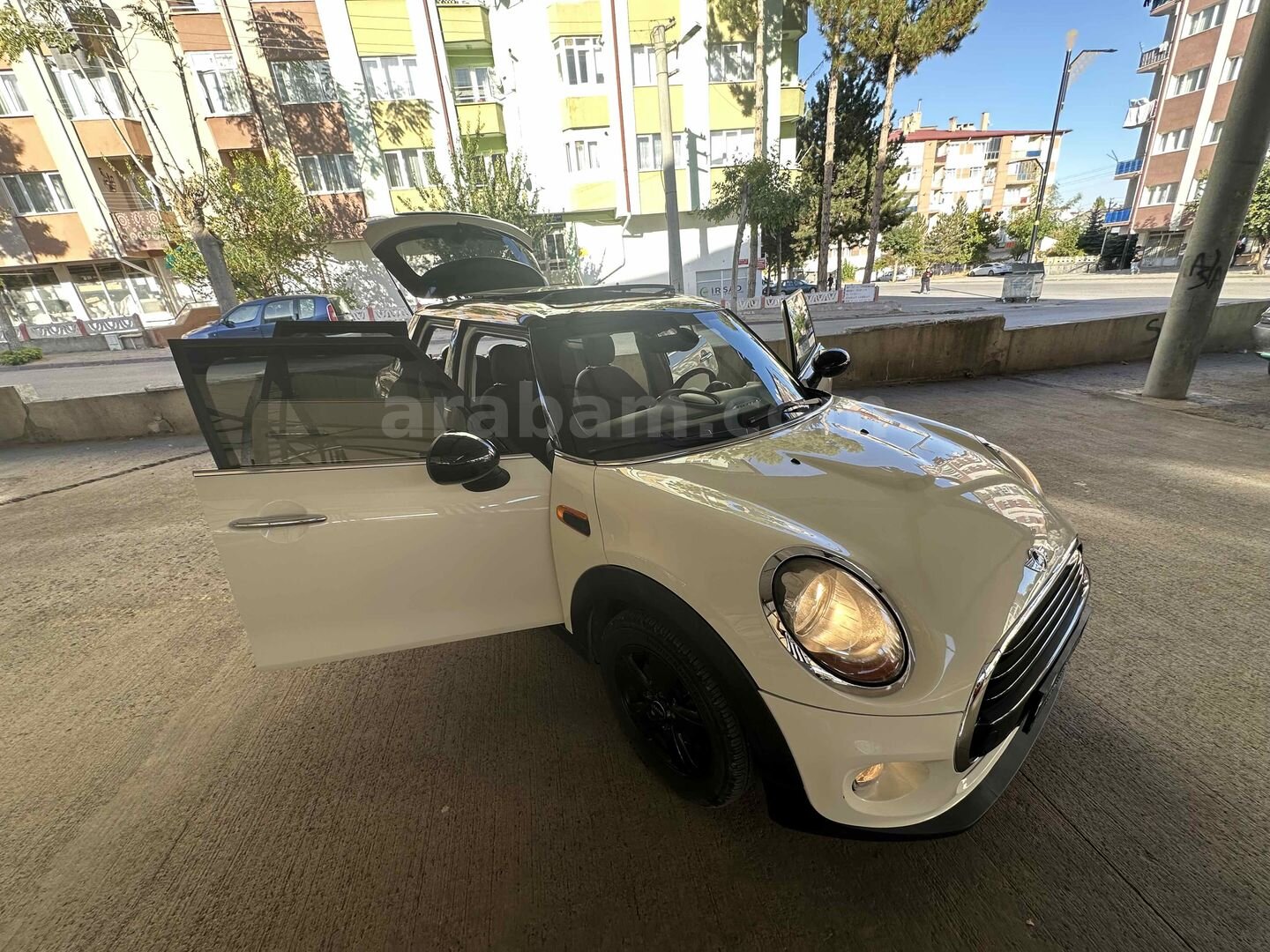 Sahibinden Mini Cooper 1.5 D Pepper 2014 Model 2