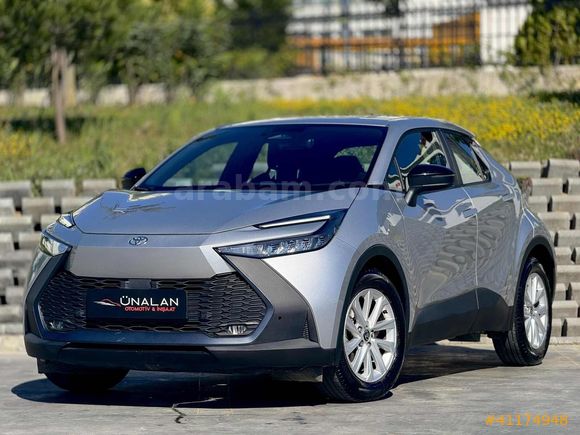 ÜNALAN | 2025 MODEL TOYOTA C-HR 1.8 HYBRİD | BOYASIZ -HATASIZ