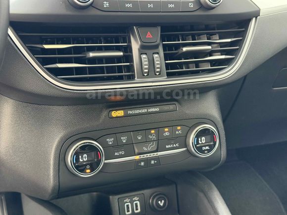 Sahibinden Ford Focus 1.5 TDCi Titanium 2021 Model 