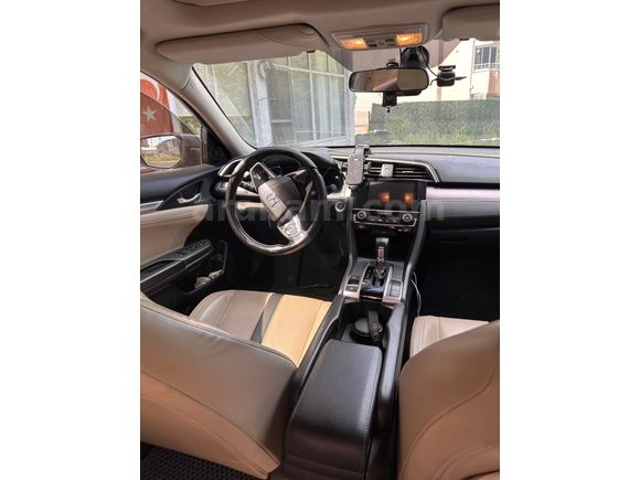 Tertemiz Honda Civic 1.6i VTEC Eco Executive 2017 Model