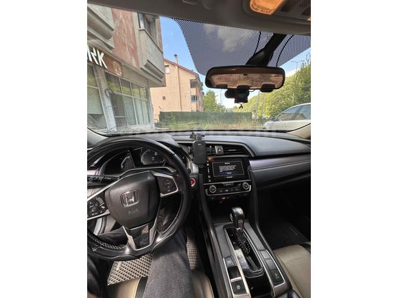 Tertemiz Honda Civic 1.6i VTEC Eco Executive 2017 Model