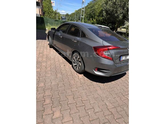 Tertemiz Honda Civic 1.6i VTEC Eco Executive 2017 Model