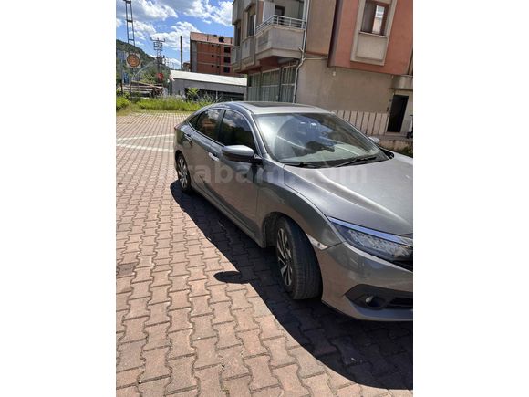 Tertemiz Honda Civic 1.6i VTEC Eco Executive 2017 Model