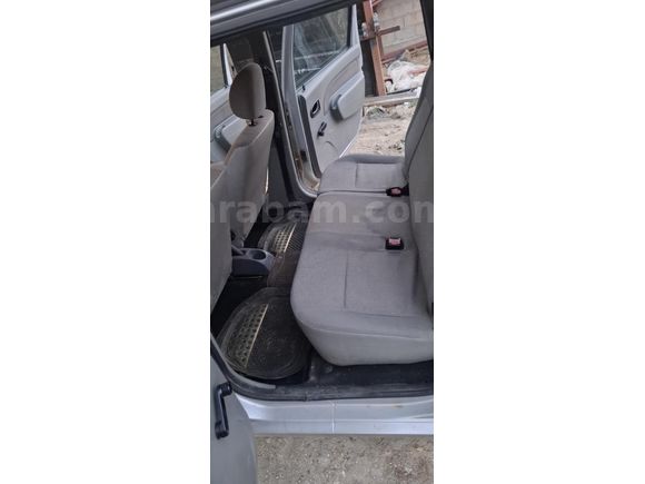 Sahibinden Dacia Logan 1.6 MCV Ambiance 2011 Model