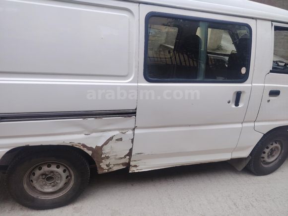 Sahibinden Mitsubishi L 300 Camlı Van 2001 Model