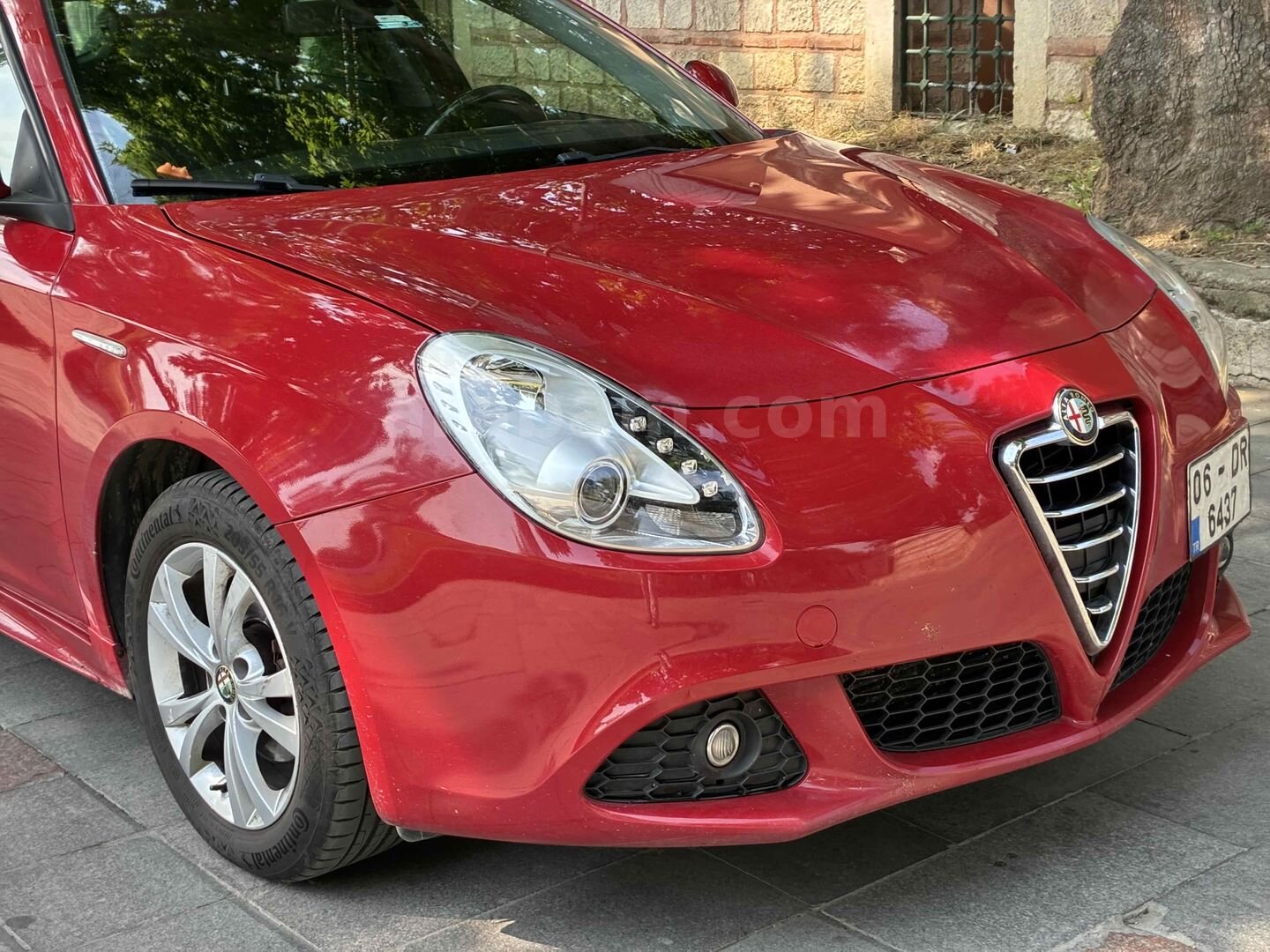 Sahibinden Alfa Romeo Giulietta 1.6 JTD Progression Plus 2012 Model İstanbul 222.000 km Kırmızı 1
