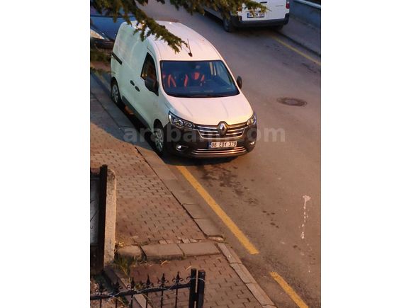 Sahibinden Renault Express Van 1.5 BlueDCI Joy 2023 Model