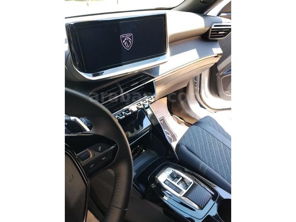 Sahibinden Peugeot 2008 1.2 PureTech Allure 2023 Model