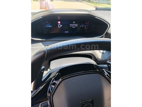 Sahibinden Peugeot 2008 1.2 PureTech Allure 2023 Model
