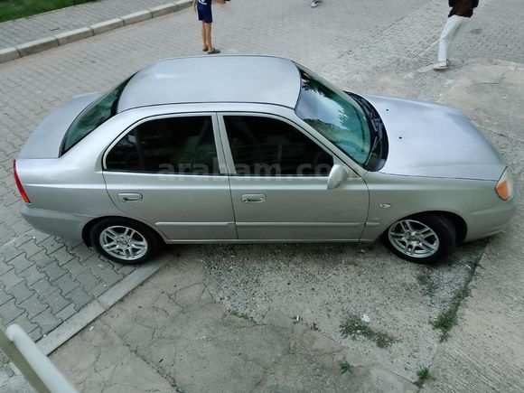 Galeriden Hyundai Accent 1.6 Admire 2004 Model Osmaniye