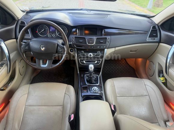 YILDIRIM | 2011 RENAULT LATİTUDE EXECUTİVE 1.5 DCi FULL PAKET