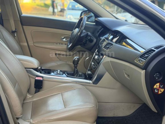 YILDIRIM | 2011 RENAULT LATİTUDE EXECUTİVE 1.5 DCi FULL PAKET