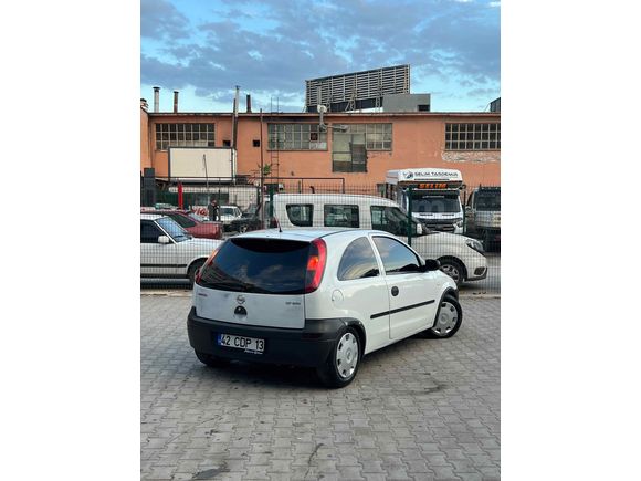 Galeriden Opel Corsa 1.7 DTi Comfort 2003 Model Konya