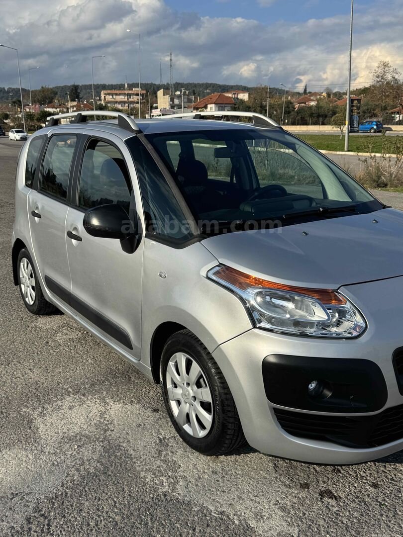 Sahibinden Citroen C3 Picasso 1.6 HDi SX 2009 Model Antalya 199.000 km Gri 1