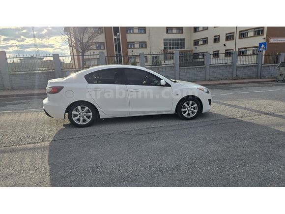 Sahibinden Mazda 3 1.6 Impressive 2011 Model