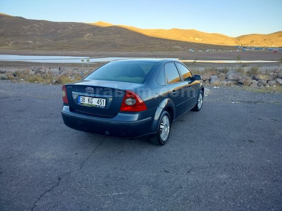 Sahibinden Ford Focus 1.6 TDCi Ghia 2008 Model