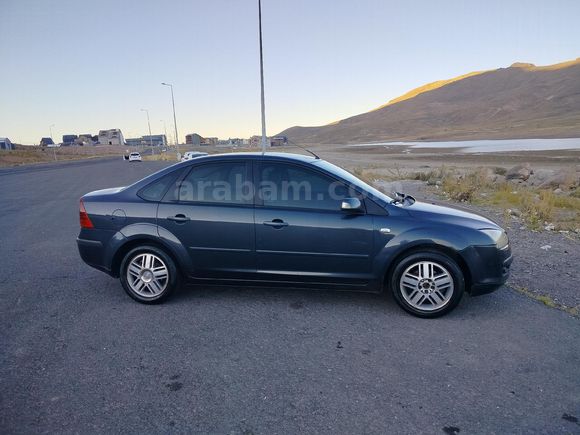 Sahibinden Ford Focus 1.6 TDCi Ghia 2008 Model