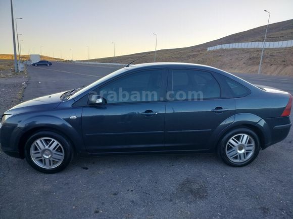 Sahibinden Ford Focus 1.6 TDCi Ghia 2008 Model