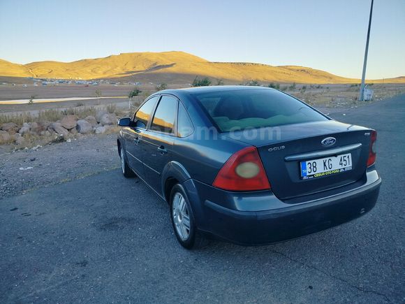 Sahibinden Ford Focus 1.6 TDCi Ghia 2008 Model