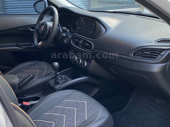 ÖZYILDIZdan 2023 model BOYASIZ Fiat Egea 1.4 Fire Easy Fabrika LPGLİ 