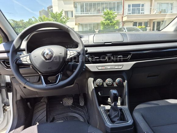 Sahibinden Renault Taliant 1.0 T Joy 2023 Model