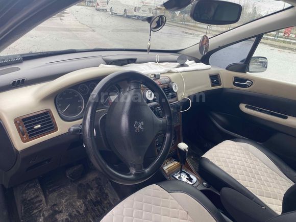 Bayandan Peugeot 307 1.6 XT 2004 Model 