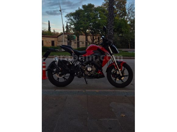 Sahibinden Benelli 125 S 