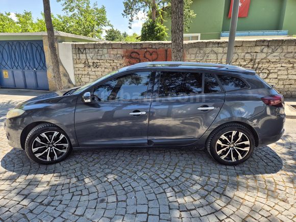 EMSALSİZ & TEMİZLİKTE MEGANE 3 1.5 DCİ