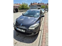 Sahibinden Renault Megane 1.5 dCi Sport Tourer Privilege 2011 Model