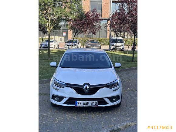 2019 MEGANE4 1.3TCE OTOMATİK VTES 88BİNDE DEĞİŞENSİZ 2 LOKAL VAR