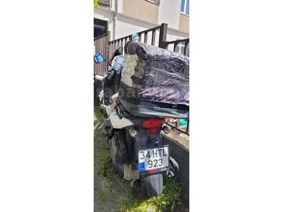 Ruhsat sahibinden 125 enjeksiyonlu sıfır