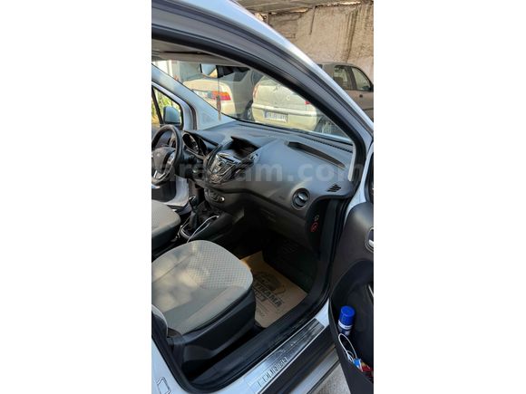 Sahibinden Ford Tourneo Courier 1.6 TDCi Titanium Plus 2014 Model 
