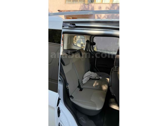 Sahibinden Ford Tourneo Courier 1.6 TDCi Titanium Plus 2014 Model 