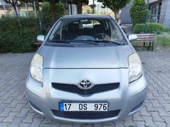 Sahibinden Temiz Toyota Yaris 1.0 Terra Sporty 2011 Model  141.000 km