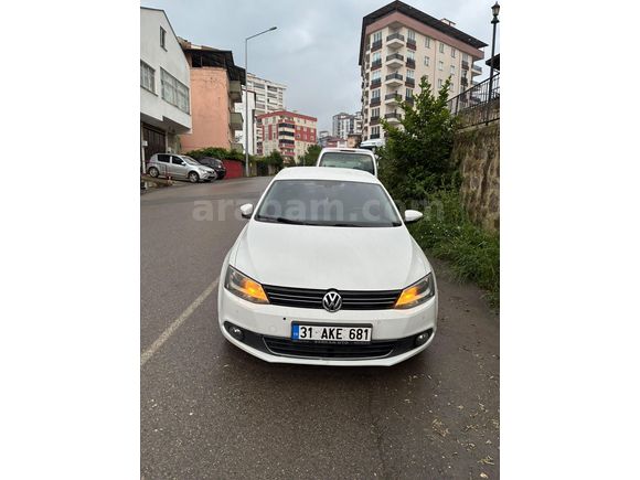 Sahibinden Volkswagen Jetta 1.2 TSi Comfortline 2012 Model Trabzon 175.000 km Beyaz