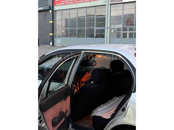 Sahibinden Toyota Corolla 1.6 XEi 1996 Model 
