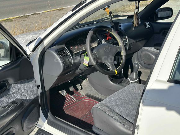 Sahibinden Toyota Corolla 1.6 XEi 1995 Model 