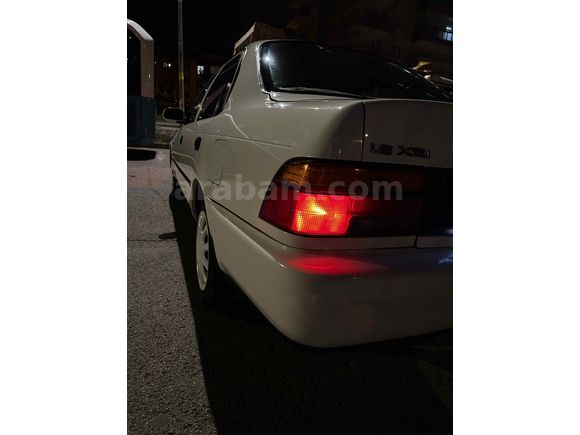 Sahibinden Toyota Corolla 1.6 XEi 1995 Model 