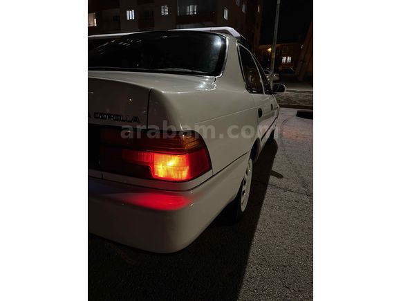 Sahibinden Toyota Corolla 1.6 XEi 1995 Model 