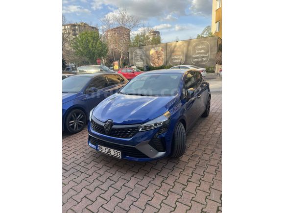 Sahibinden Renault Clio 1.0 TCe Techno Esprit Alpine 2025 Model 