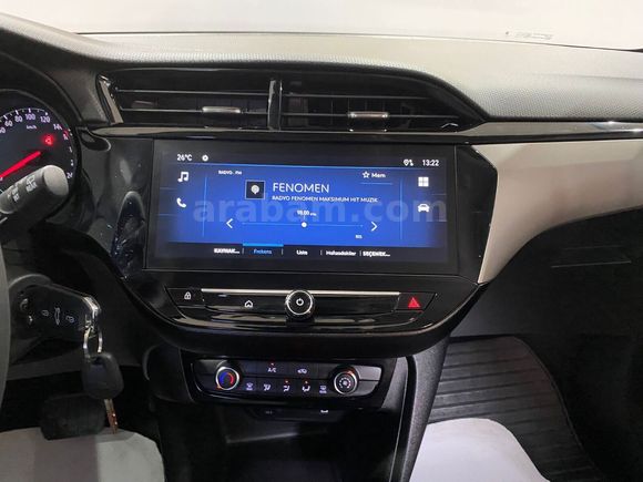 otomobil Opel Corsa 1.2 T Edition AT8