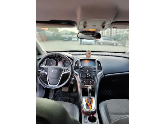 Sahibinden Opel Astra 1.4 T Cosmo 2011 Model