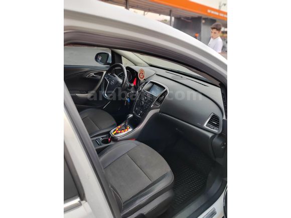 Sahibinden Opel Astra 1.4 T Cosmo 2011 Model