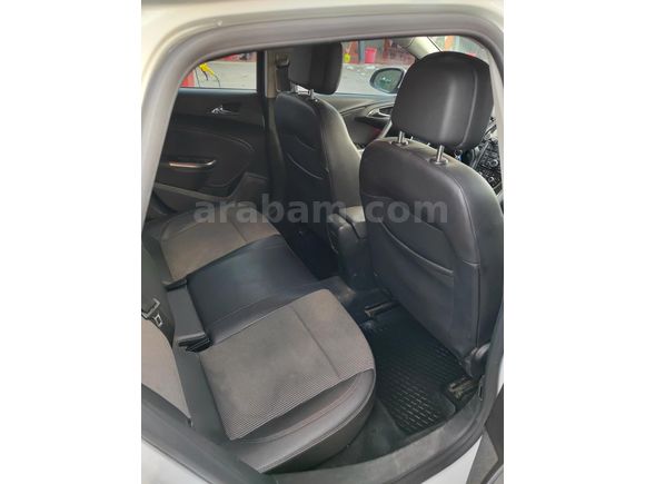 Sahibinden Opel Astra 1.4 T Cosmo 2011 Model