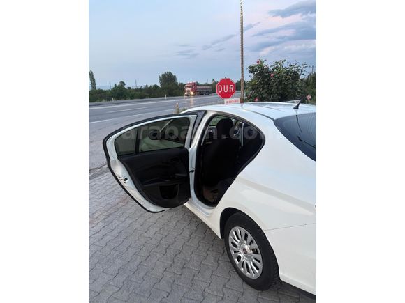Sahibinden Fiat Egea 1.4 Fire Easy 2019 Model  278.000 km Beyaz