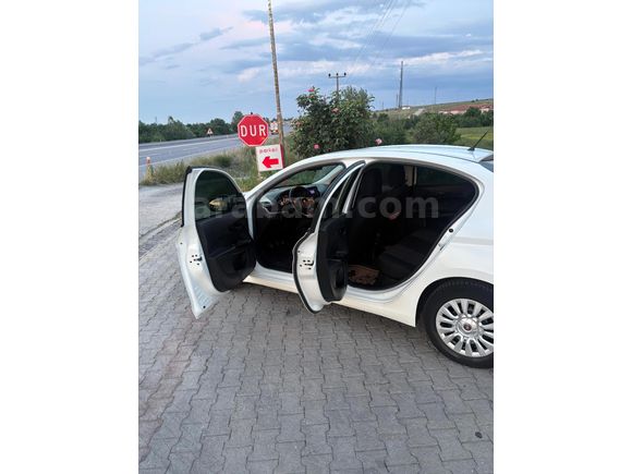 Sahibinden Fiat Egea 1.4 Fire Easy 2019 Model  278.000 km Beyaz