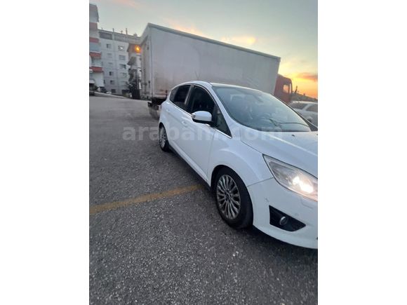 Sahibinden Ford C-Max 1.6 TDCi Titanium 2012 Model  286.000 km Beyaz