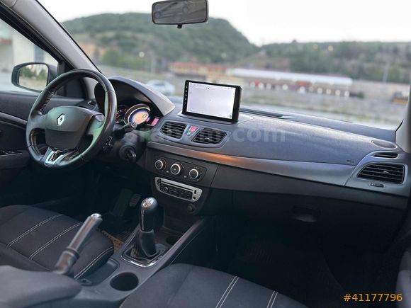 -MACCAR- EMSALSİZ 1. SINIF 2014 TOUCH FLUENCE 166. KM