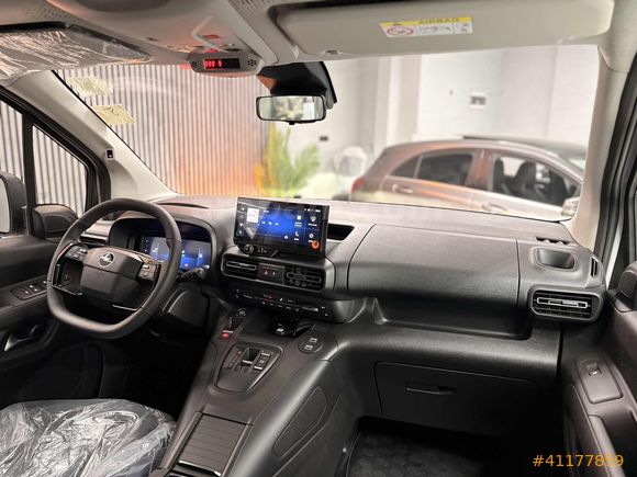 SAYCAR'DAN 2026 0 KM OPEL COMBO EDİTON /YÜKSEL KONSOL/