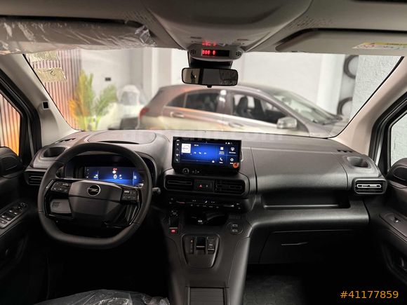 SAYCAR'DAN 2026 0 KM OPEL COMBO EDİTON /YÜKSEL KONSOL/
